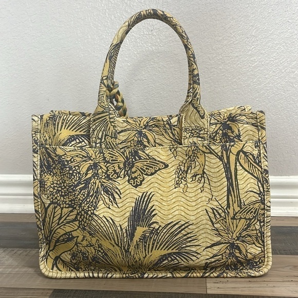 VINCE CAMUTO Orla Canvas Tote Blue Yellow with swingy tassel charms tropical - Picture 5 of 14